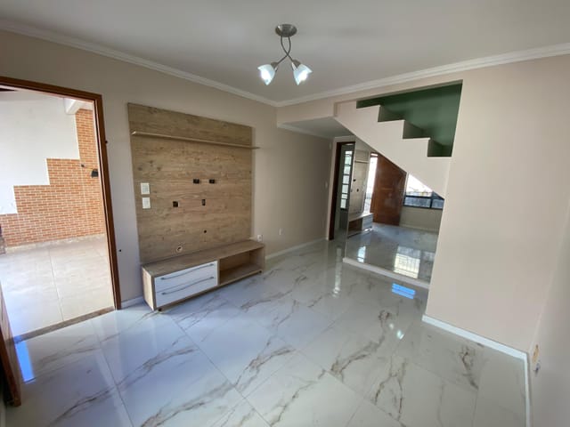 Casa com 80m² 3 quartos e 2 banheiros, à venda, no bairro Atalaia em Aracaju