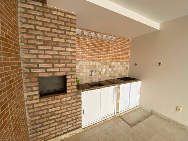 Casa com 80m² 3 quartos e 2 banheiros, à venda, no bairro Atalaia em Aracaju