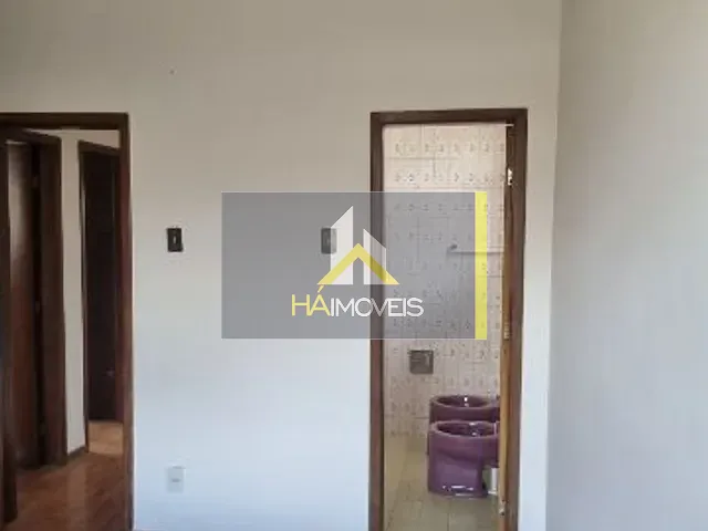 Casa com 210m² 5 quartos e 2 banheiros, para alugar, no bairro Santa Inês em Belo Horizonte