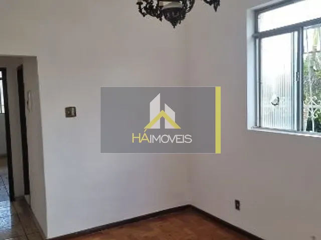 Casa com 210m² 5 quartos e 2 banheiros, para alugar, no bairro Santa Inês em Belo Horizonte