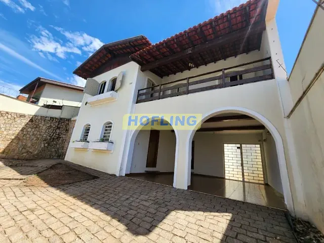 Casa com 360m² 4 quartos e 5 banheiros, à venda, no bairro Cidade Claret em Rio Claro