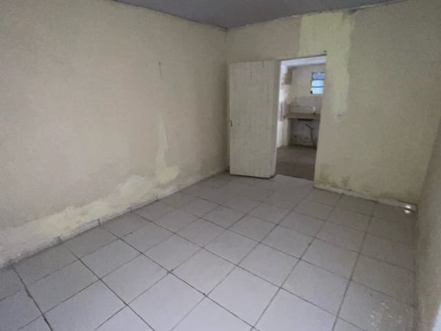 Casa com 70m² 1 quarto e 2 banheiros, para alugar, no bairro Pestana em Osasco