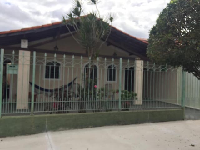 Foto do Casa - Casa com 4 dormitórios à venda, 165 m² por R$ 700.000,00 - Jardim Satélite - São José dos Campos/SP | INDEPENDENCE NEGOCIOS IMOBILIARIOS LTDA