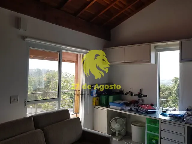 Casa com 800m² 10 quartos e 10 banheiros, à venda ou para alugar, no bairro Marambaia em Vinhedo