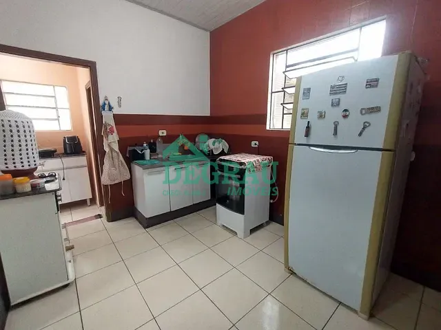 Casa com 219m² 3 quartos e 1 banheiro, à venda, no bairro Centro em Itapeva