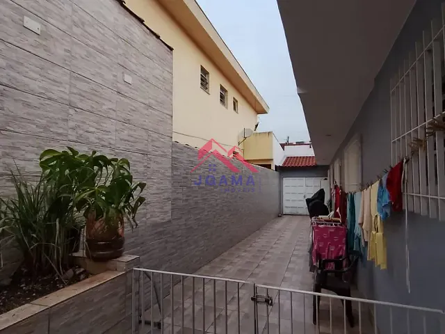 Casa 3 quartos e 3 banheiros, à venda, no bairro Jardim Maracá em São Paulo