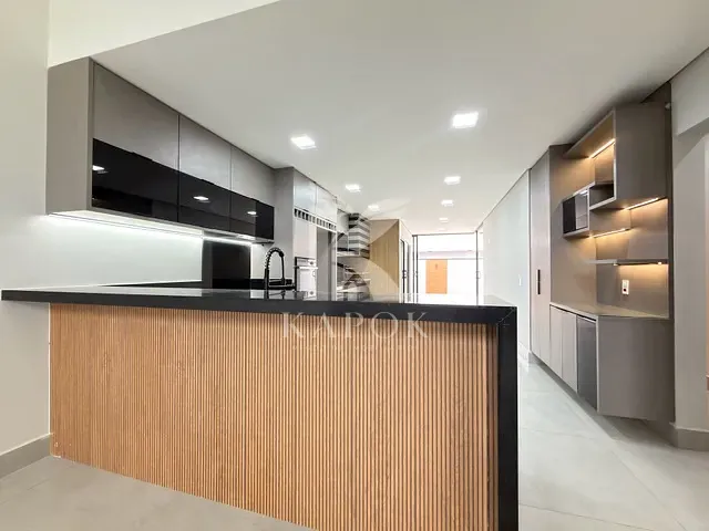Casa 3 quartos e 3 banheiros, à venda, no bairro Residencial Real Parque Sumaré em Sumaré