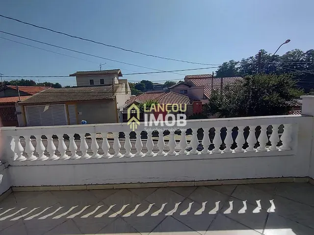 Casa com 208m² 3 quartos e 2 banheiros, à venda, no bairro Jardim das Samambaias em Jundiaí