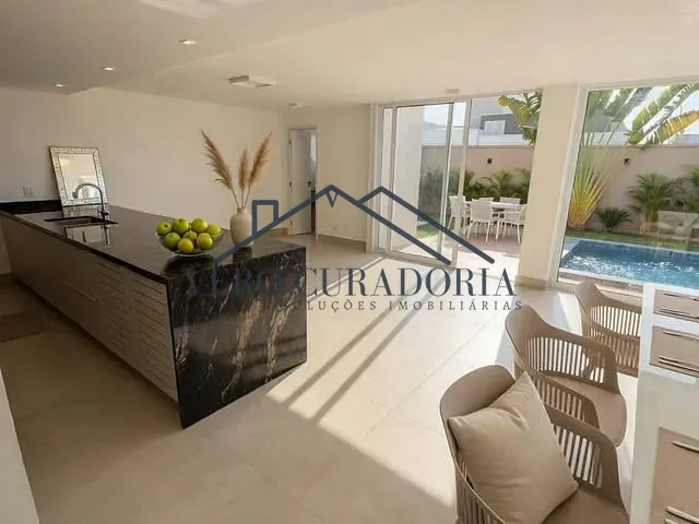 Casa com 326m² 3 quartos e 5 banheiros, à venda, no bairro Cézar de Souza em Mogi das Cruzes