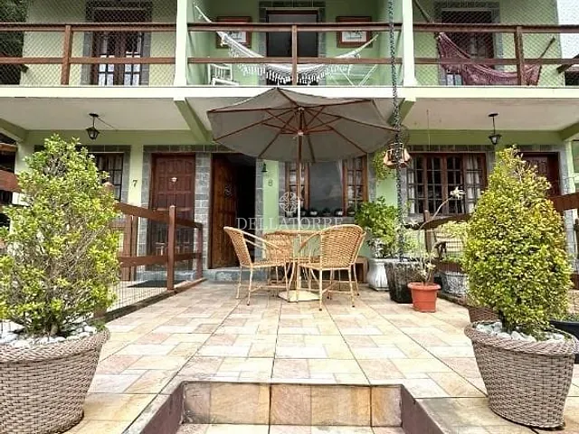 Casa com 65m² 3 quartos e 2 banheiros, à venda, no bairro Pimenteiras em Teresópolis