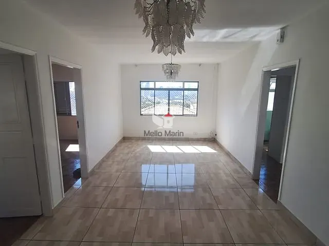 Casa 3 quartos e 2 banheiros, para alugar, no bairro Bela Vista em Osasco