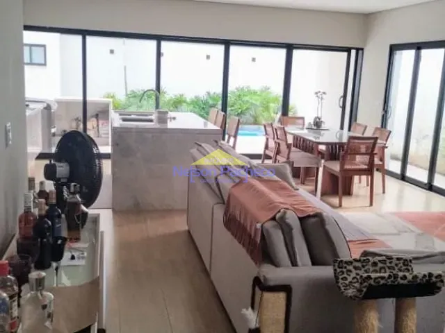 Casa com 250m² 2 quartos e 1 banheiro, à venda, no bairro Loteamento Pipeiro em Capivari