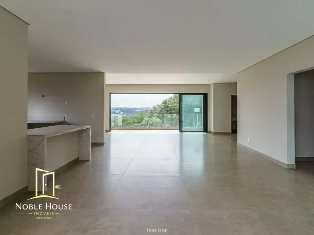 Casa 3 quartos e 5 banheiros, à venda, no bairro Santa Isabel II em Louveira