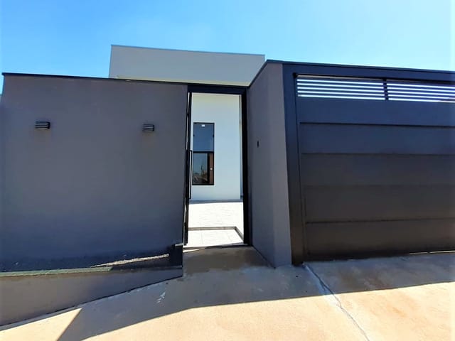 Casa com 275m² 2 quartos e 2 banheiros, à venda, no bairro Jardim Amélia Dionísio em Olímpia