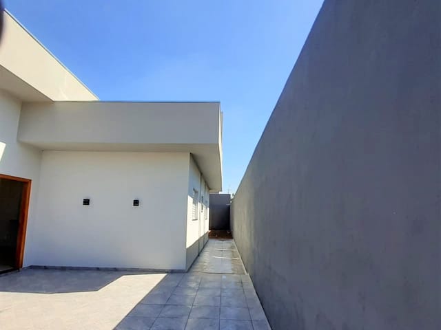Casa com 275m² 2 quartos e 2 banheiros, à venda, no bairro Jardim Amélia Dionísio em Olímpia