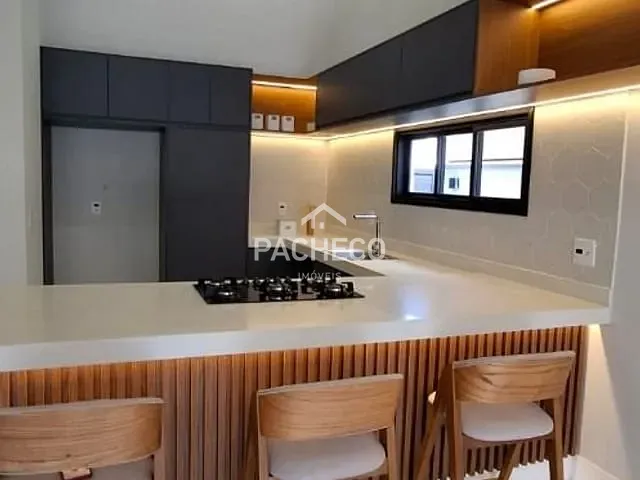 Casa com 327m² 3 quartos e 2 banheiros, à venda, no bairro Cariobinha em Americana