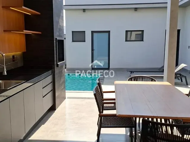 Casa com 327m² 3 quartos e 2 banheiros, à venda, no bairro Cariobinha em Americana