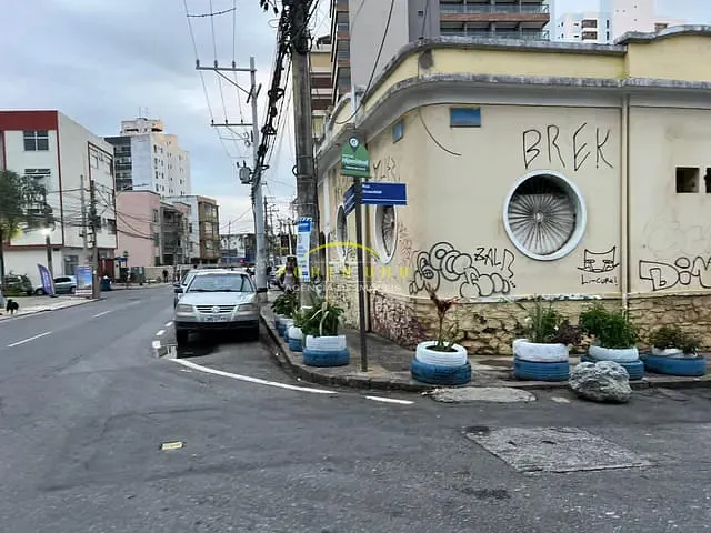 Casa com 290m², à venda, no bairro Barra em Salvador