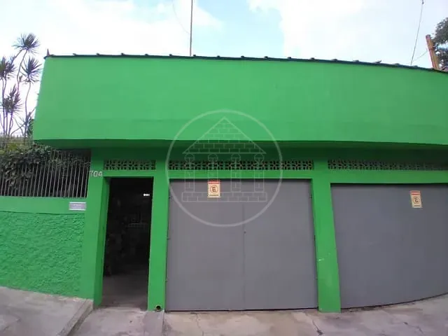 Casa com 200m² 4 quartos e 2 banheiros, à venda, no bairro Jardim das Imbuias em São Paulo
