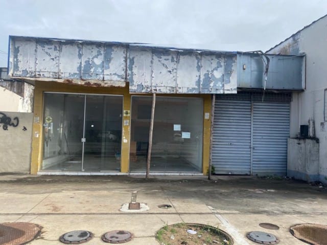 Casa à venda, no bairro Aquariús em Cabo Frio