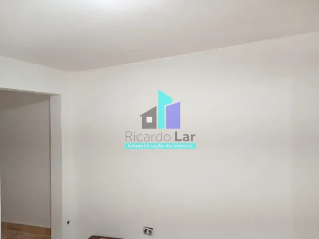 Casa 2 quartos e 2 banheiros, para alugar, no bairro Jardim Nelly em São Paulo