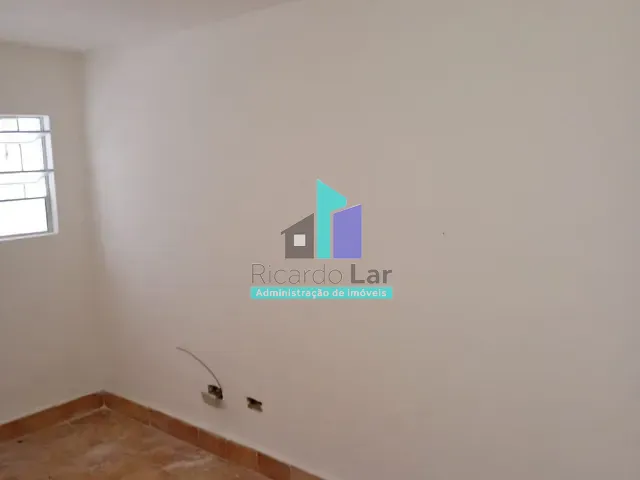 Casa 2 quartos e 2 banheiros, para alugar, no bairro Jardim Nelly em São Paulo
