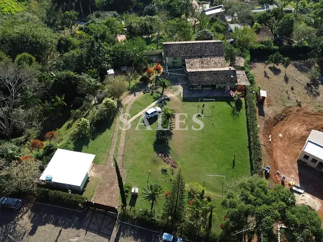 Casa 4 quartos e 3 banheiros, à venda, no bairro Retiro em Juiz de Fora