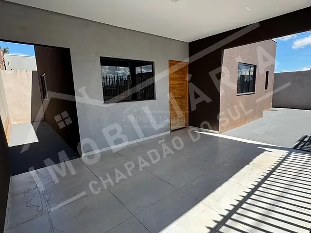 Casa 2 quartos e 1 banheiro, à venda ou para alugar, no bairro ESPLANADA III em Chapadão do Sul
