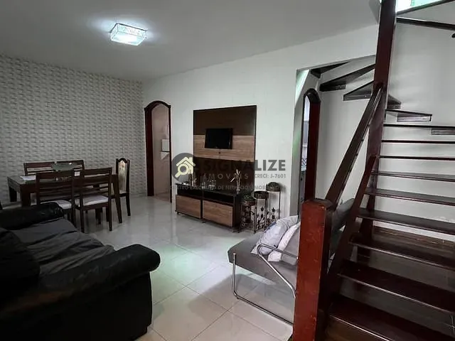 Casa 2 quartos e 1 banheiro, à venda, no bairro Passagem em Cabo Frio