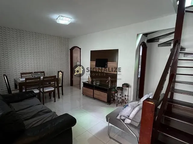 Casa 2 quartos e 1 banheiro, à venda, no bairro Passagem em Cabo Frio