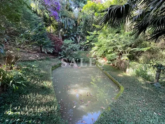 Casa 4 quartos e 3 banheiros, à venda, no bairro Retiro em Juiz de Fora