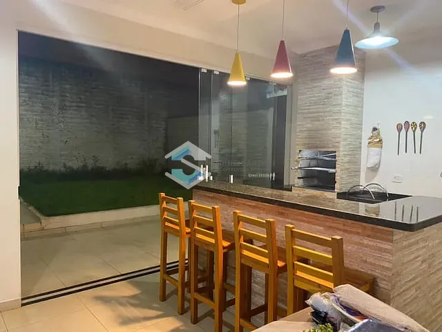 Casa com 345m² 3 quartos e 1 banheiro, à venda, no bairro Jardim America em Jacarezinho