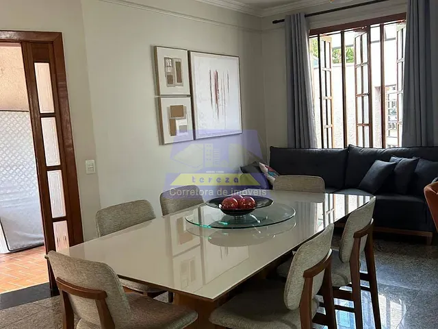 Casa com 360m² 3 quartos e 2 banheiros, à venda, no bairro Amazonas em Itabira