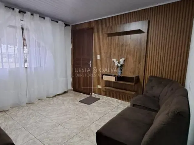 Casa com 84m² 3 quartos e 1 banheiro, à venda, no bairro Boa Vista em Curitiba