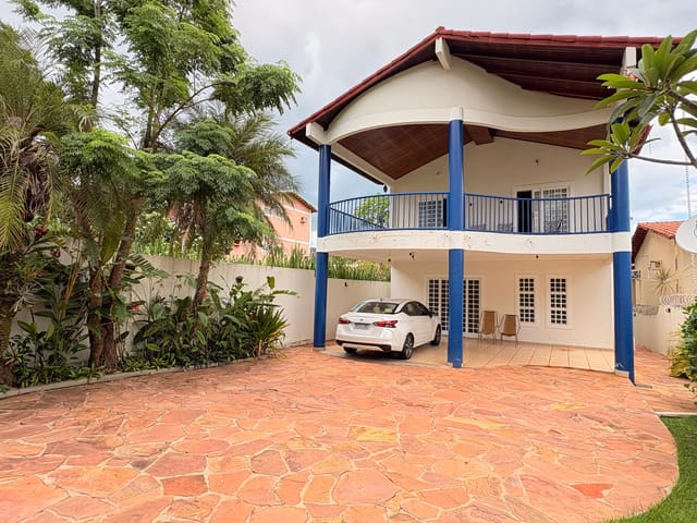 Casa com 500m² 5 quartos e 4 banheiros, à venda, no bairro Esplanada em Rio Quente