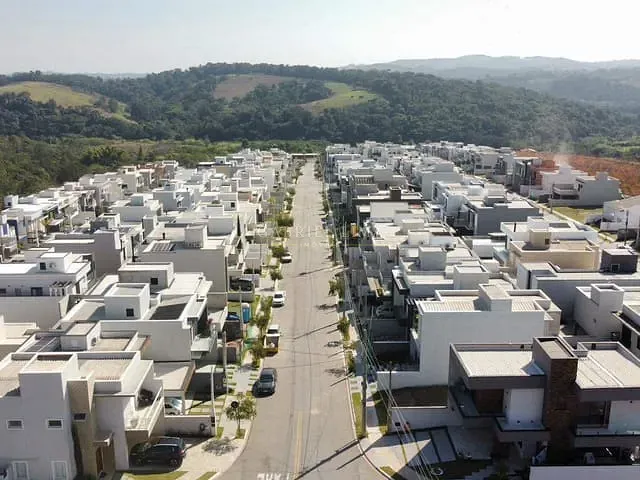 Casa com 150m² 3 quartos e 3 banheiros, à venda, no bairro Jardim Celeste em Jundiaí
