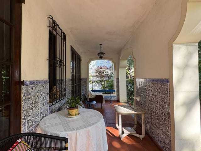 Casa com 750m² 5 quartos e 6 banheiros, à venda, no bairro Jardim Botânico em Rio de Janeiro