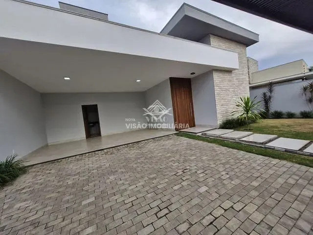 Casa com 391m², à venda, no bairro Residencial Aquarela Brasil em Sinop