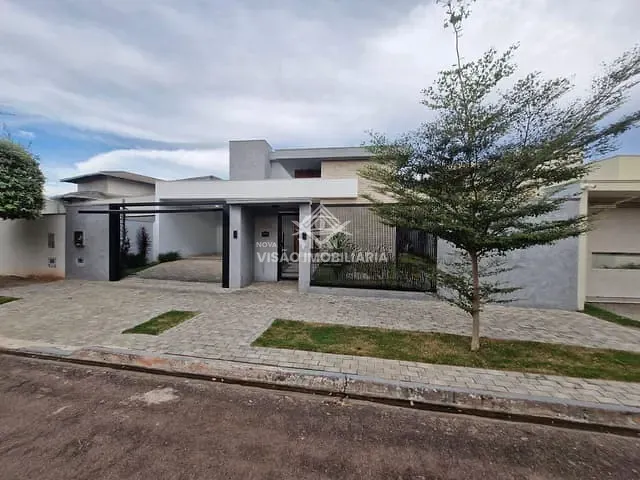 Casa com 391m², à venda, no bairro Residencial Aquarela Brasil em Sinop