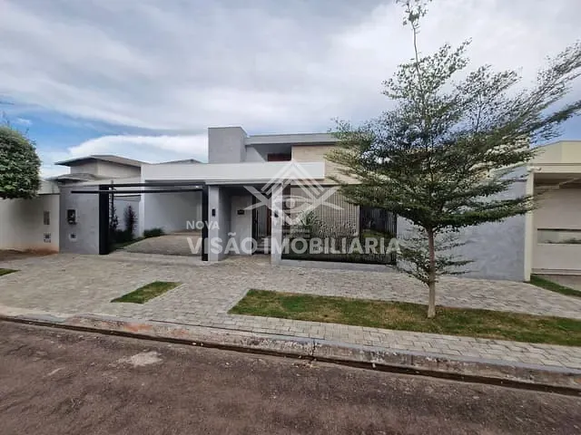 Casa com 391m², à venda, no bairro Residencial Aquarela Brasil em Sinop