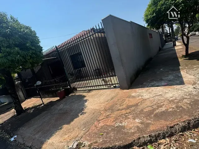 Casa com 240m² 3 quartos e 1 banheiro, à venda, no bairro Parque Alvamar II em Sarandi