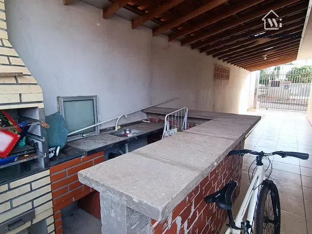 Casa com 240m² 3 quartos e 1 banheiro, à venda, no bairro Parque Alvamar II em Sarandi