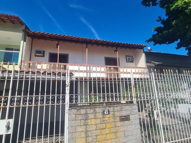 Casa com 264m² 3 quartos e 3 banheiros, à venda ou para alugar, no bairro Taquara em Rio de Janeiro