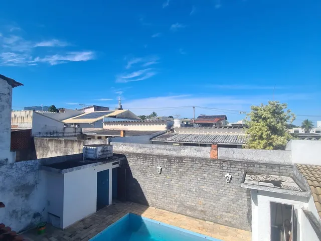 Casa com 264m² 3 quartos e 3 banheiros, à venda ou para alugar, no bairro Taquara em Rio de Janeiro