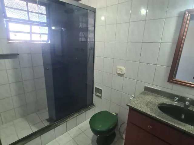 Casa com 264m² 3 quartos e 3 banheiros, à venda ou para alugar, no bairro Taquara em Rio de Janeiro