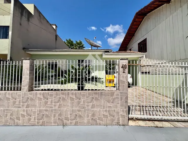 Casa com 125m² 3 quartos e 2 banheiros, à venda, no bairro Bela Vista em Gaspar