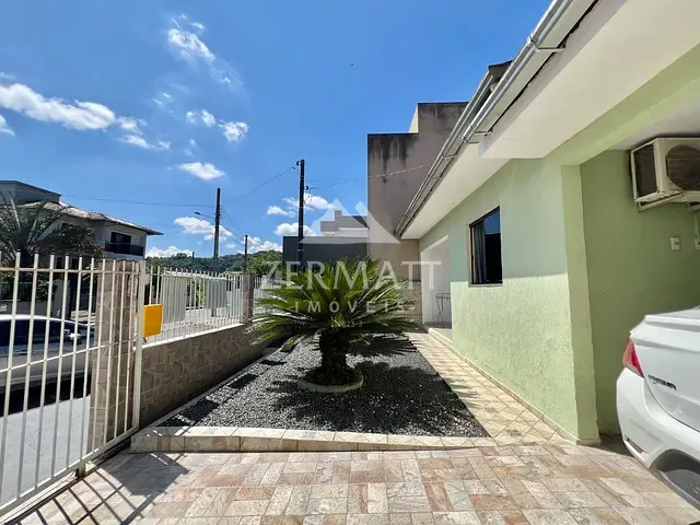 Casa com 125m² 3 quartos e 2 banheiros, à venda, no bairro Bela Vista em Gaspar