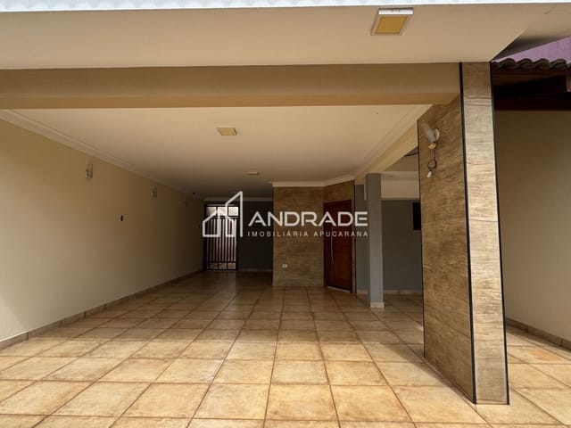 Casa com 360m² 3 quartos e 2 banheiros, à venda, no bairro Vila Sao Jorge em Apucarana