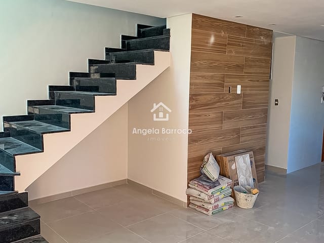 Casa 2 quartos e 3 banheiros, à venda, no bairro Barroco (Itaipuaçu) em Maricá