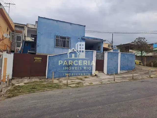 Casa com 200m² 3 quartos e 2 banheiros, à venda, no bairro Irajá em Rio de Janeiro